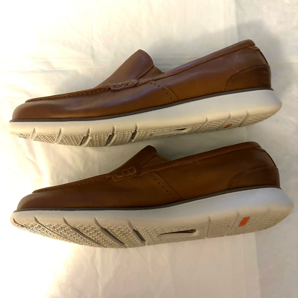 NWOT Rockport loafers Total Motion Craft Venetian Cognac SZ 9.5 Brand New - Picture 8 of 14